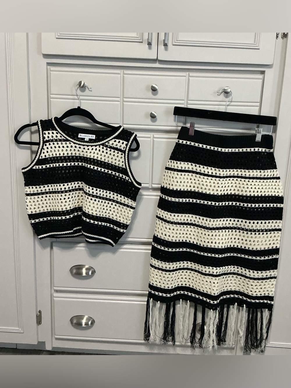 BLAKELEY Knit Black Off White Stripe Resort Beach Festival Skirt Set L/XL